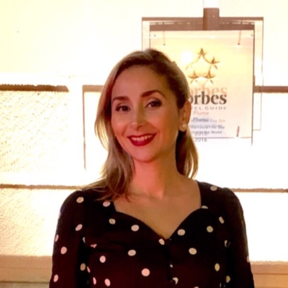 Meet your Posher, Anita - Picture 1 of 1